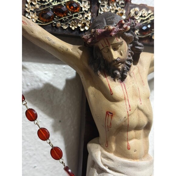 Vintage Wooden Crucifix  Rosary Beads & Jesus Figure READ SEE - Picture 3 of 11